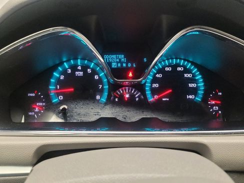 Used 2017 Chevrolet Traverse Premier FWD image 23