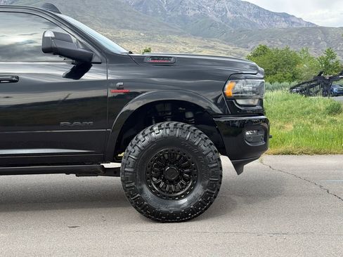 Used 2021 RAM 2500 Limited AWD/4WD image 3