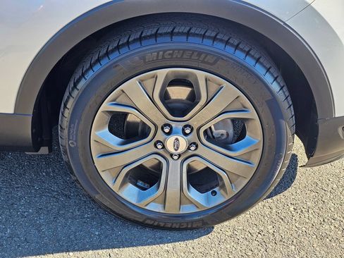 Used 2018 Ford Explorer Sport w/ Equipment Group 401A AWD/4WD image 34
