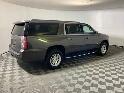 Used 2019 GMC Yukon XL SLT AWD/4WD image 6