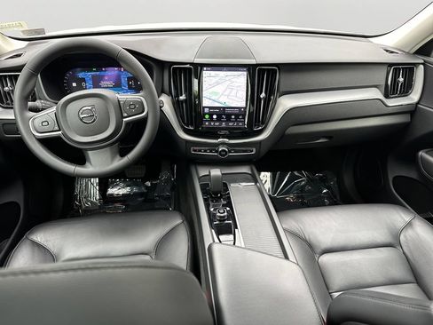 Used 2023 Volvo XC60 B5 Core w/ Climate Package AWD/4WD image 11