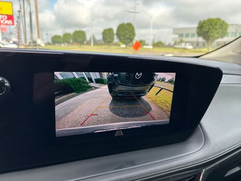 Used 2025 Buick Encore GX Preferred FWD image 22