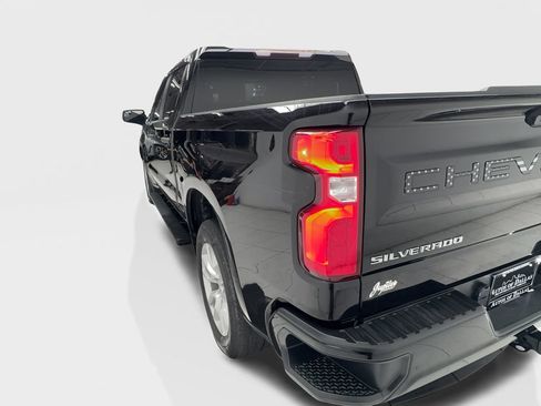 Used 2022 Chevrolet Silverado 1500 Custom RWD image 7