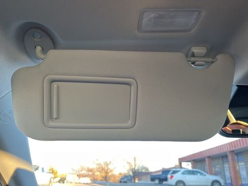 Used 2025 Toyota Camry XLE image 74