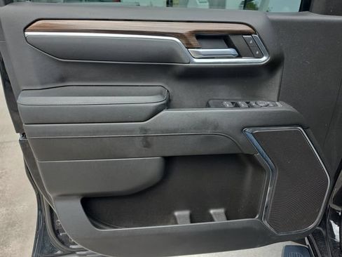 Used 2024 Chevrolet Silverado 1500 RST w/ Protection Package AWD/4WD image 17