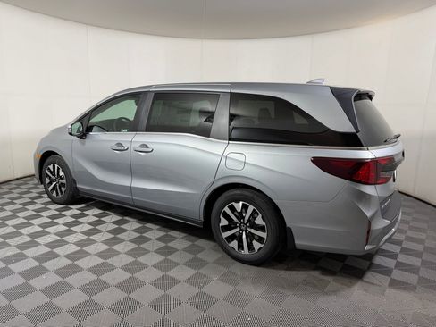 New 2026 Honda Odyssey EX-L image 2