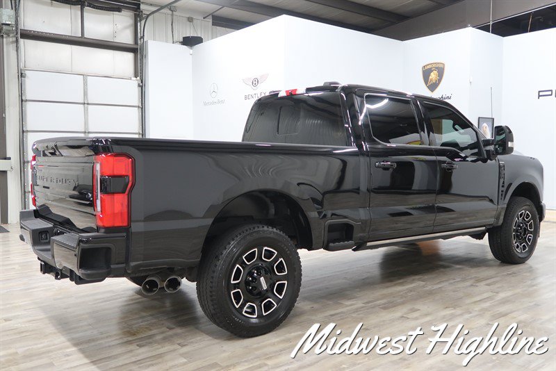 Used 2025 Ford F350 Platinum w/ FX4 Off-Road Package AWD/4WD image 9
