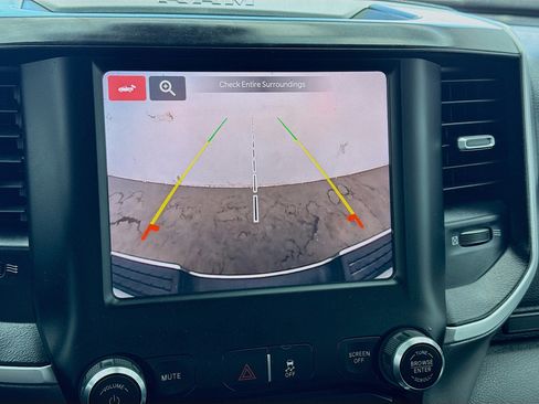 Used 2024 RAM 2500 Big Horn image 10