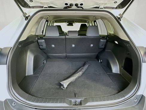 Certified 2025 Toyota RAV4 XLE FWD image 26
