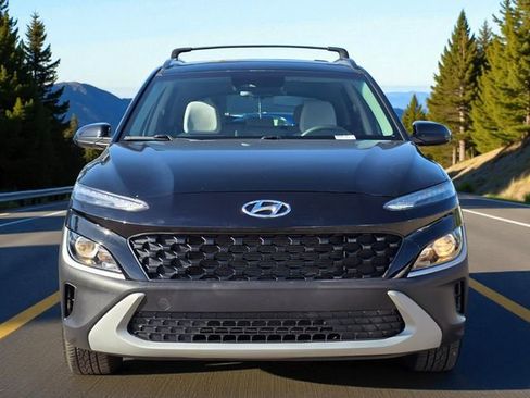 Used 2023 Hyundai Kona SEL image 3