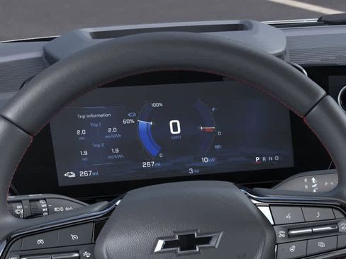 New 2025 Chevrolet Equinox EV RS image 18