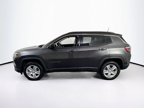 Used 2022 Jeep Compass Latitude AWD/4WD image 8
