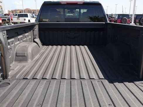 Used 2019 Chevrolet Silverado 1500 LTZ w/ LTZ Plus Package AWD/4WD image 7
