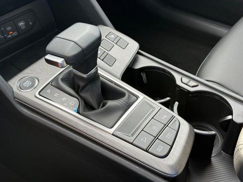 New 2026 Kia Sportage X-Line w/ X-Line Premium Package AWD/4WD image 16