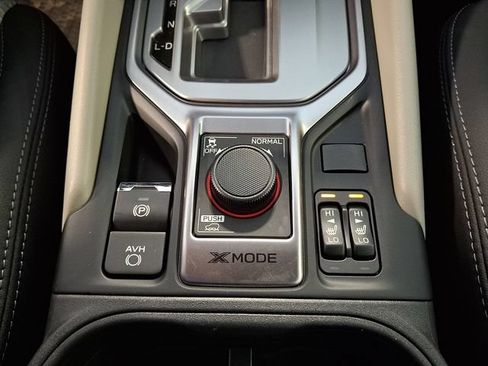 Certified 2023 Subaru Forester Premium AWD/4WD image 24