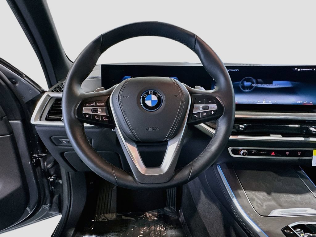 Used 2026 BMW X5 xDrive50e w/ Executive Package AWD/4WD image 11