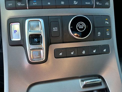 Used 2022 Hyundai Palisade Calligraphy image 26