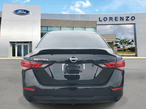 Used 2024 Nissan Sentra S image 6