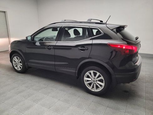Used 2019 Nissan Rogue Sport SV FWD image 3