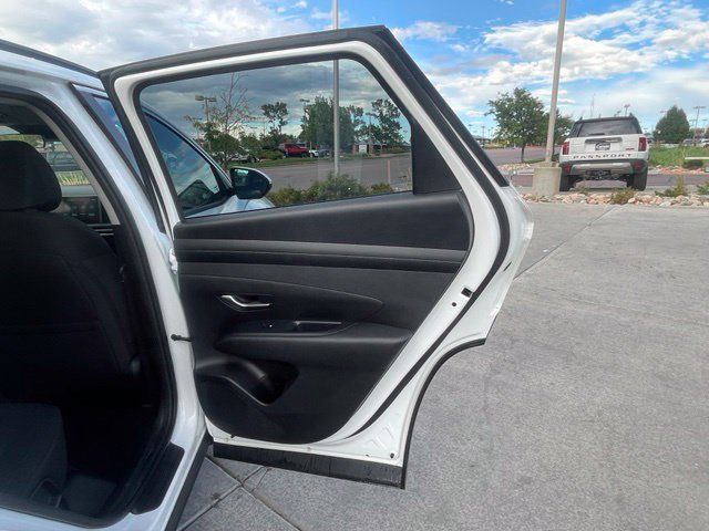 Used 2025 Hyundai Tucson SEL AWD/4WD image 29