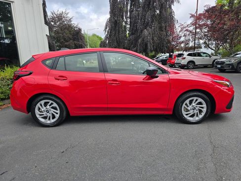 Used 2025 Subaru Impreza 2.0i AWD/4WD image 3