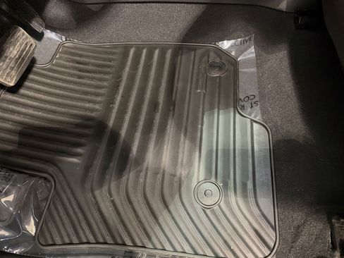 Used 2020 Chevrolet Silverado 1500 LTZ w/ LTZ Plus Package image 9