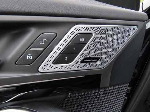 New 2025 BMW X1 xDrive28i w/ Premium Package image 29