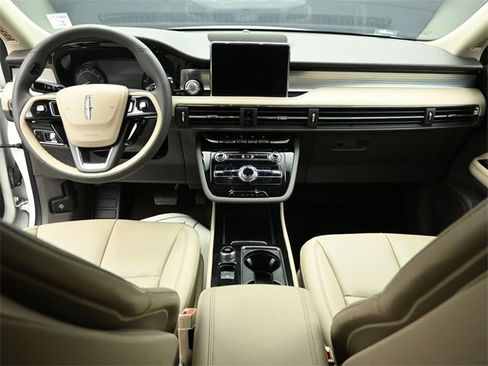 Certified 2022 Lincoln Corsair AWD w/ Equipment Group 101A image 22