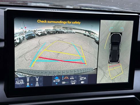 Used 2025 Toyota 4Runner TRD Off-Road Premium image 24