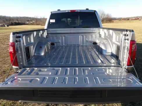 Used 2025 Ford F150 XLT w/ Equipment Group 302A MID image 10