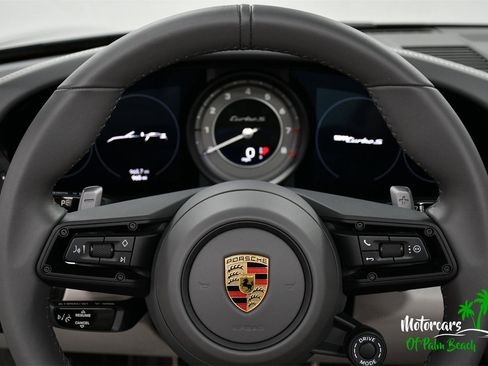 Used 2022 Porsche 911 Turbo S image 32