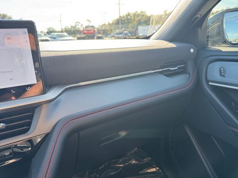 New 2026 Ford Explorer ST-Line w/ ST-Line Street Pack image 36