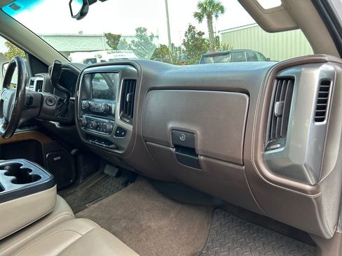 Used 2018 Chevrolet Silverado 1500 LTZ w/ Texas Edition AWD/4WD image 15