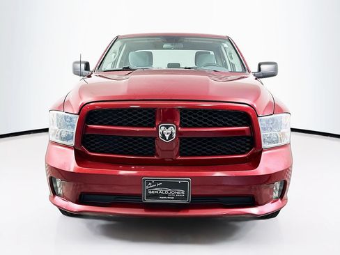 Used 2014 RAM 1500 Express RWD image 5