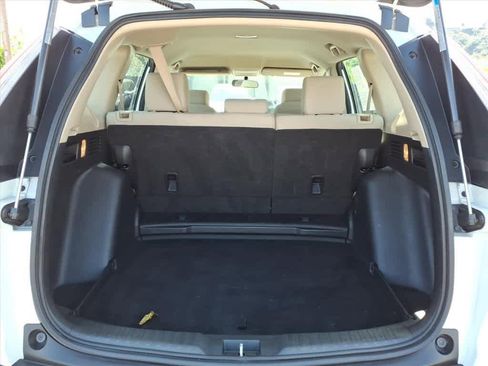 Used 2019 Honda CR-V LX image 3