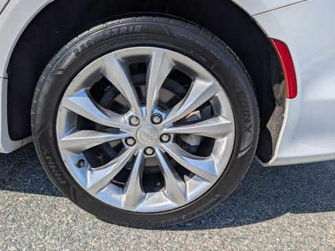 Used 2015 Chrysler 200 S w/ Navigation & Sound Group I FWD image 3