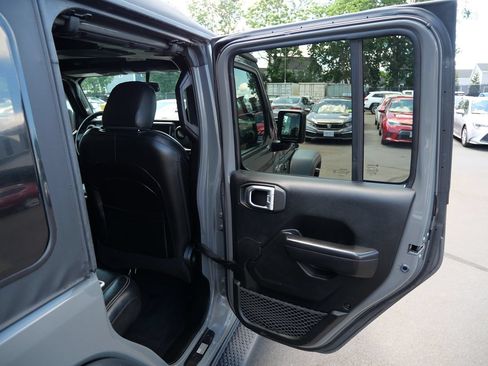Used 2020 Jeep Wrangler Unlimited Sport S AWD/4WD image 34