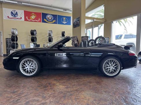 Used 2003 Porsche 911 Carrera 4 AWD/4WD image 7