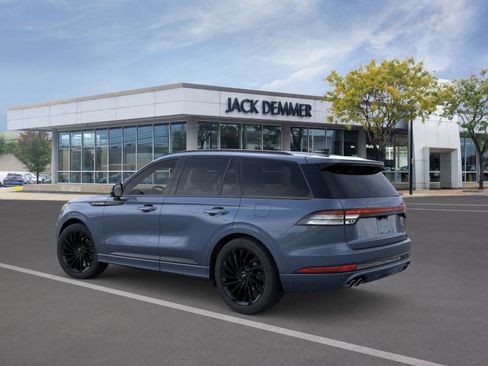 New 2026 Lincoln Aviator Reserve w/ Jet Appearance Package image 4