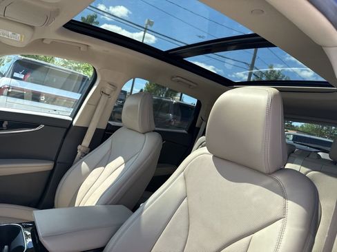 Used 2022 Lincoln Nautilus Reserve AWD/4WD image 10