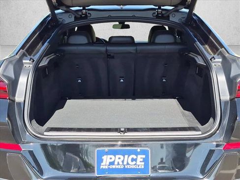 Used 2021 BMW X6 xDrive40i w/ Executive Package 2 AWD/4WD image 6