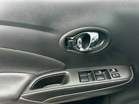 Used 2019 Nissan Versa SV FWD image 11