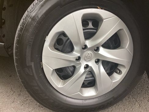 Used 2019 Toyota RAV4 LE w/ All Weather Liner Package AWD/4WD image 5