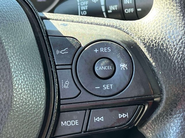 Used 2019 Toyota RAV4 XLE w/ All Weather Liner Package AWD/4WD image 26