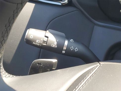 New 2026 Land Rover Range Rover Velar Dynamic SE image 16