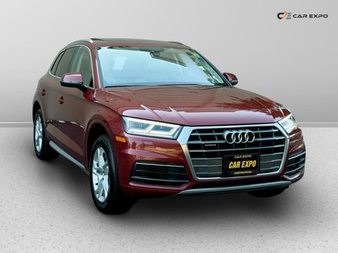 Used 2018 Audi Q5 2.0T Premium Plus w/ Premium Plus Package AWD/4WD image 2