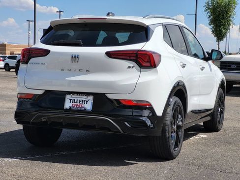 Used 2024 Buick Encore GX Sport Touring FWD image 7