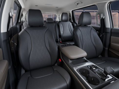 New 2026 Kia Carnival EX FWD image 15