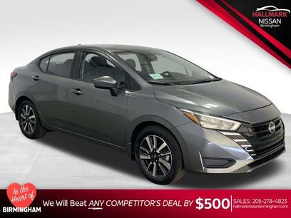 New 2025 Nissan Versa SV w/ Trunk Package