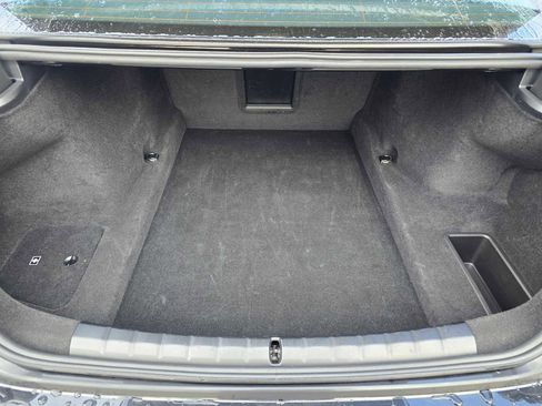 Used 2024 BMW 740i image 16